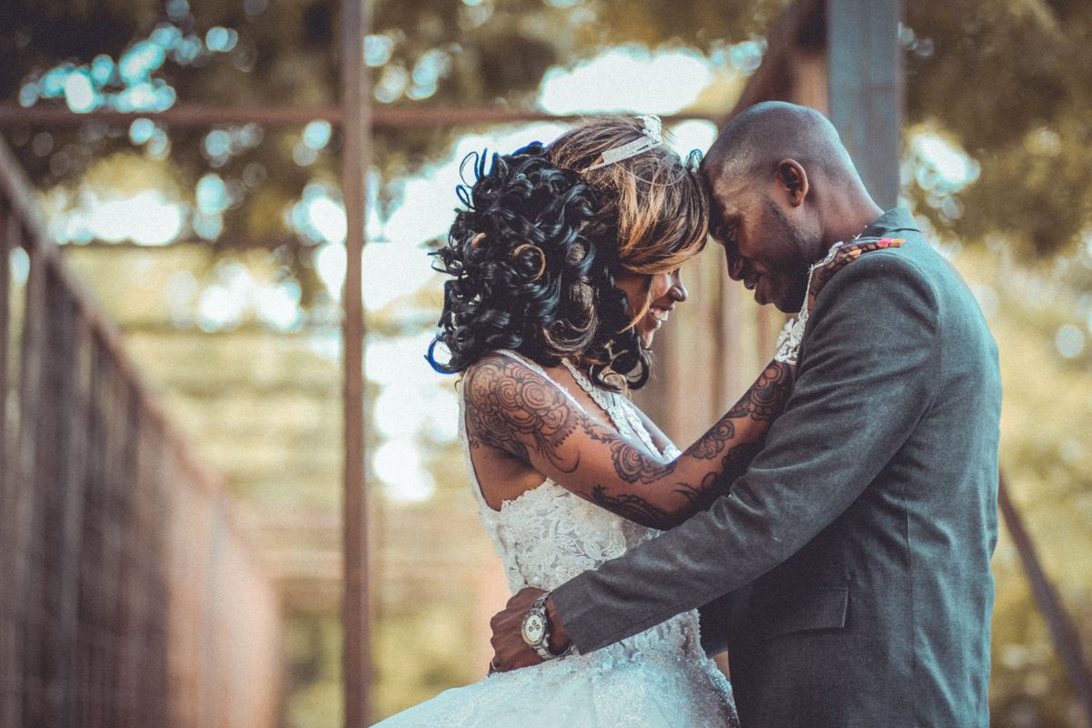 Bride and groom portrait session, part of the hours a package covers